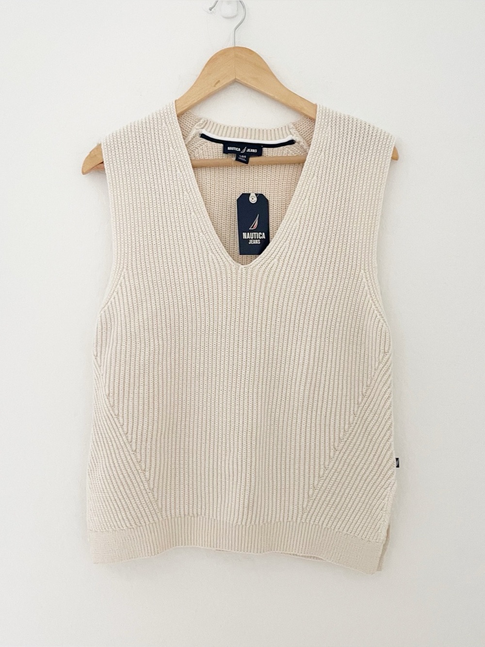 Nautica Jeans cream ribbed V-neck sweater vest size large